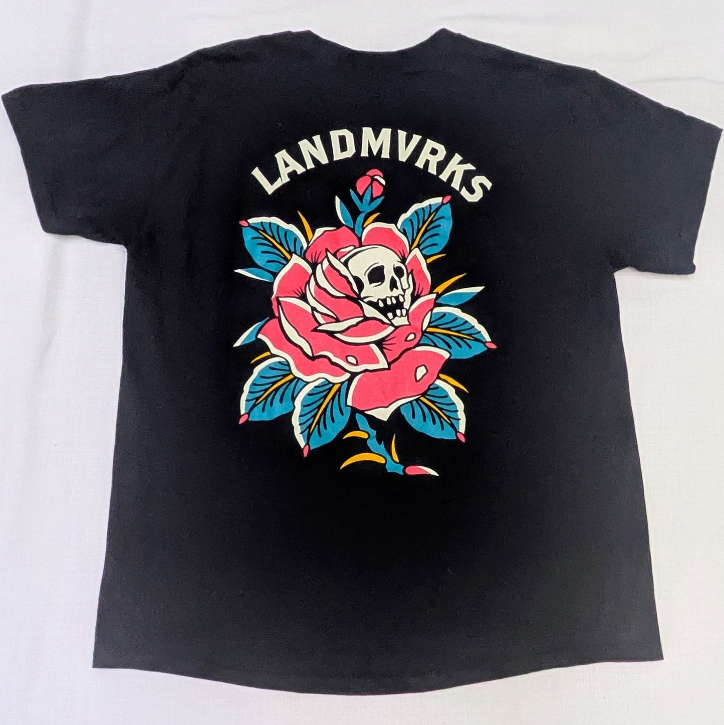 Black Landmvrks skull rose T-shirt