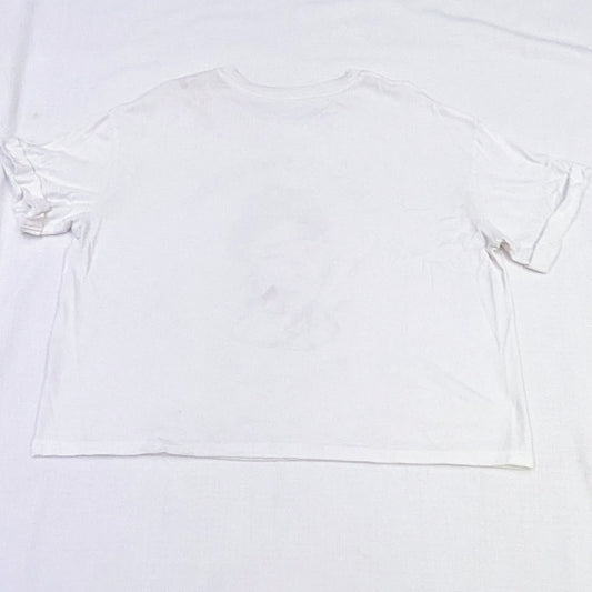 Frida white crop