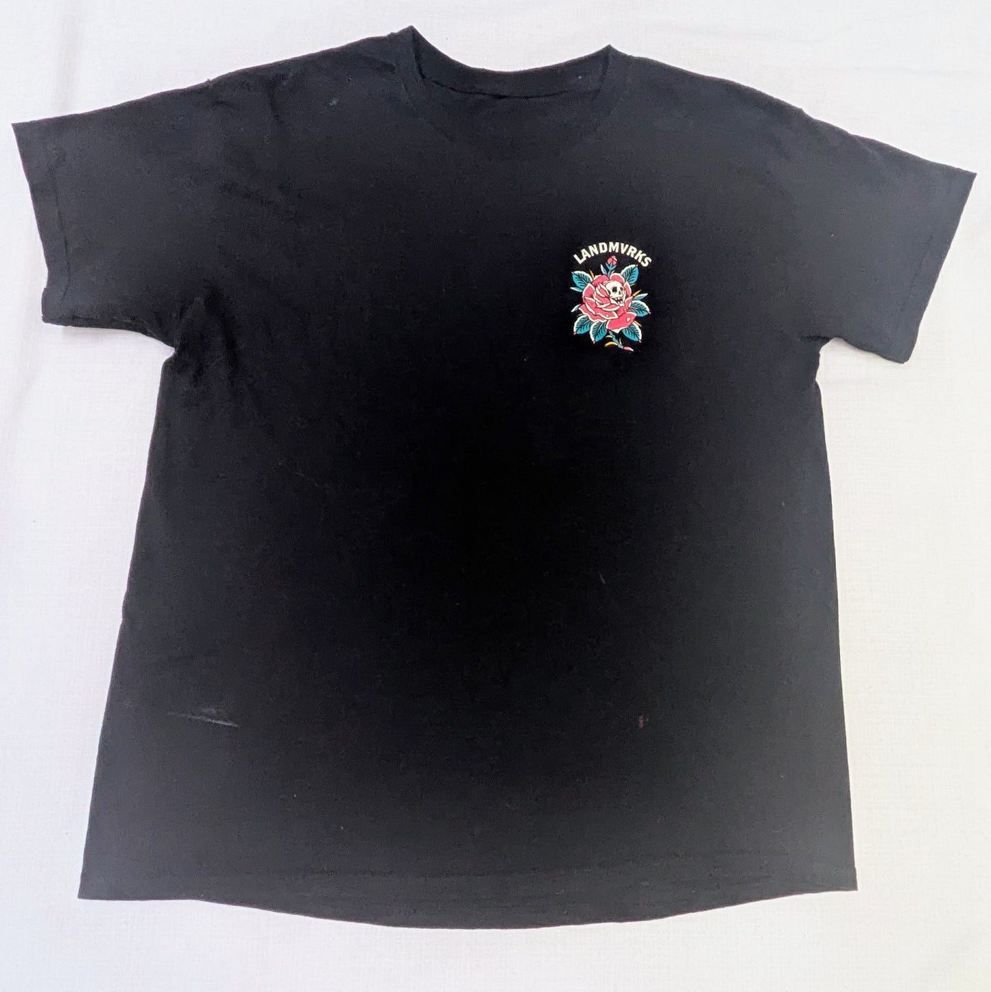 Black Landmvrks skull rose T-shirt