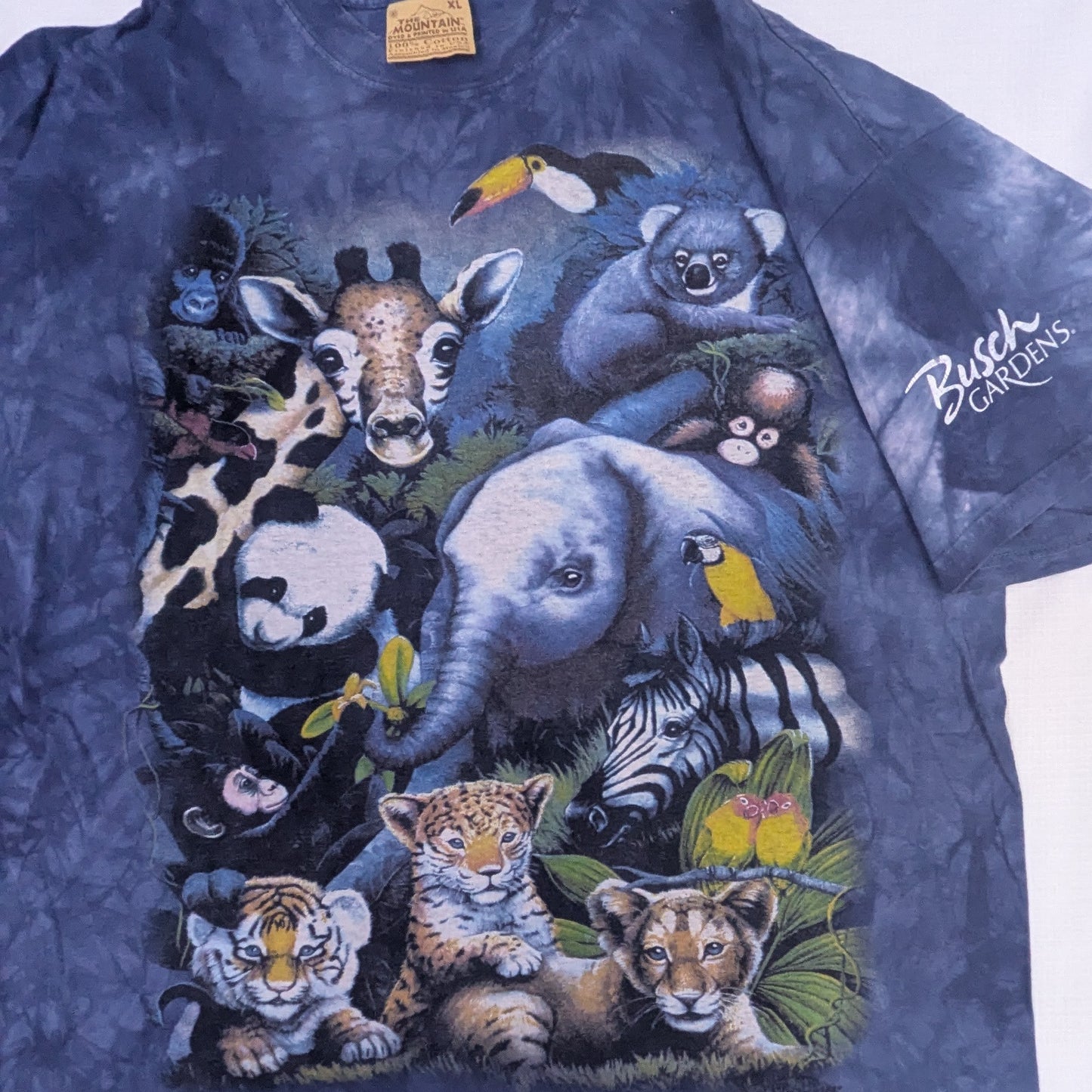 Animal tie-dye tee